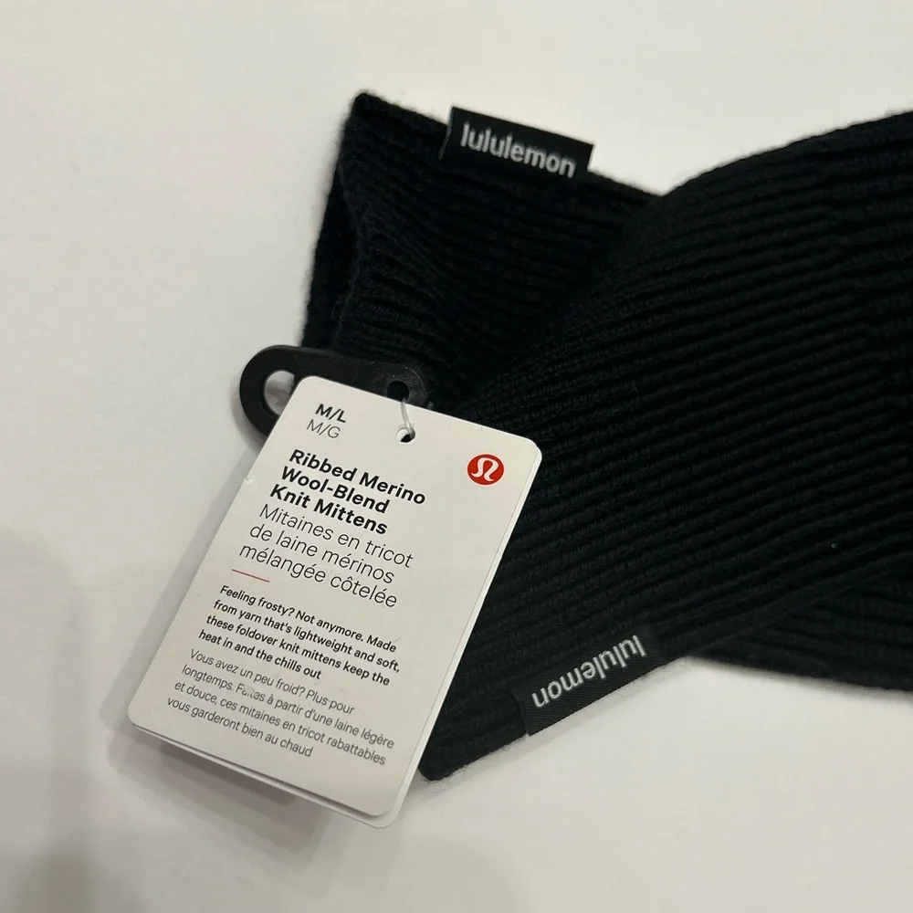 Lululemon‎ Black Ribbed Merino Blend Knit Mittens